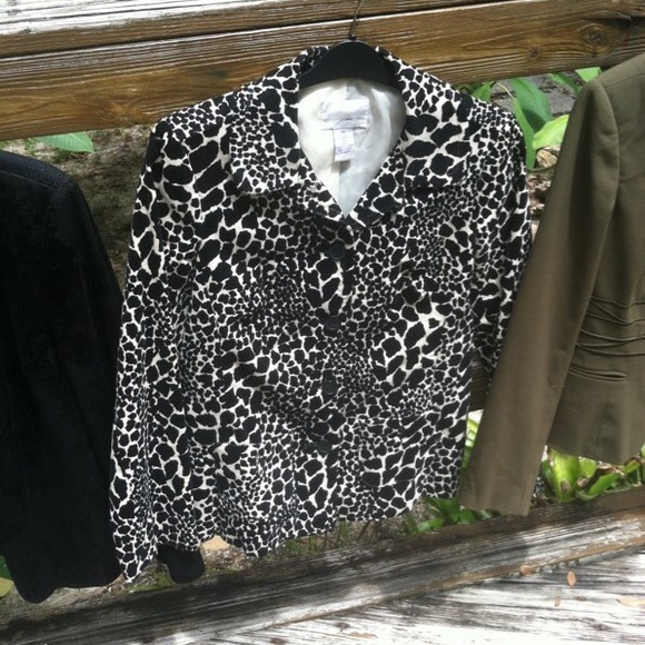 Jackets - Picture 3 of 3